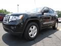 Brilliant Black Crystal Pearl - Grand Cherokee Laredo X Package Photo No. 3