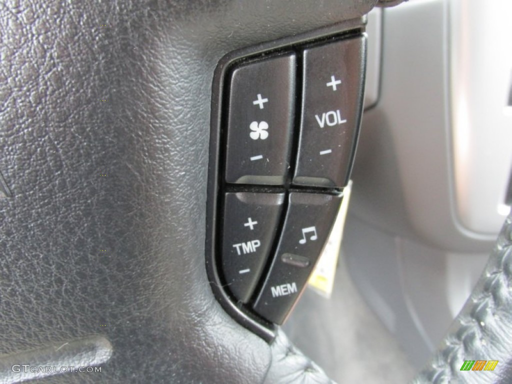 2003 Mountaineer Premier AWD - Black / Dark Graphite photo #14