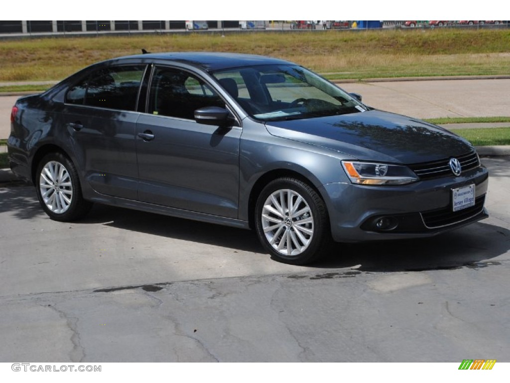 2013 Jetta TDI Sedan - Platinum Gray Metallic / Titan Black photo #1