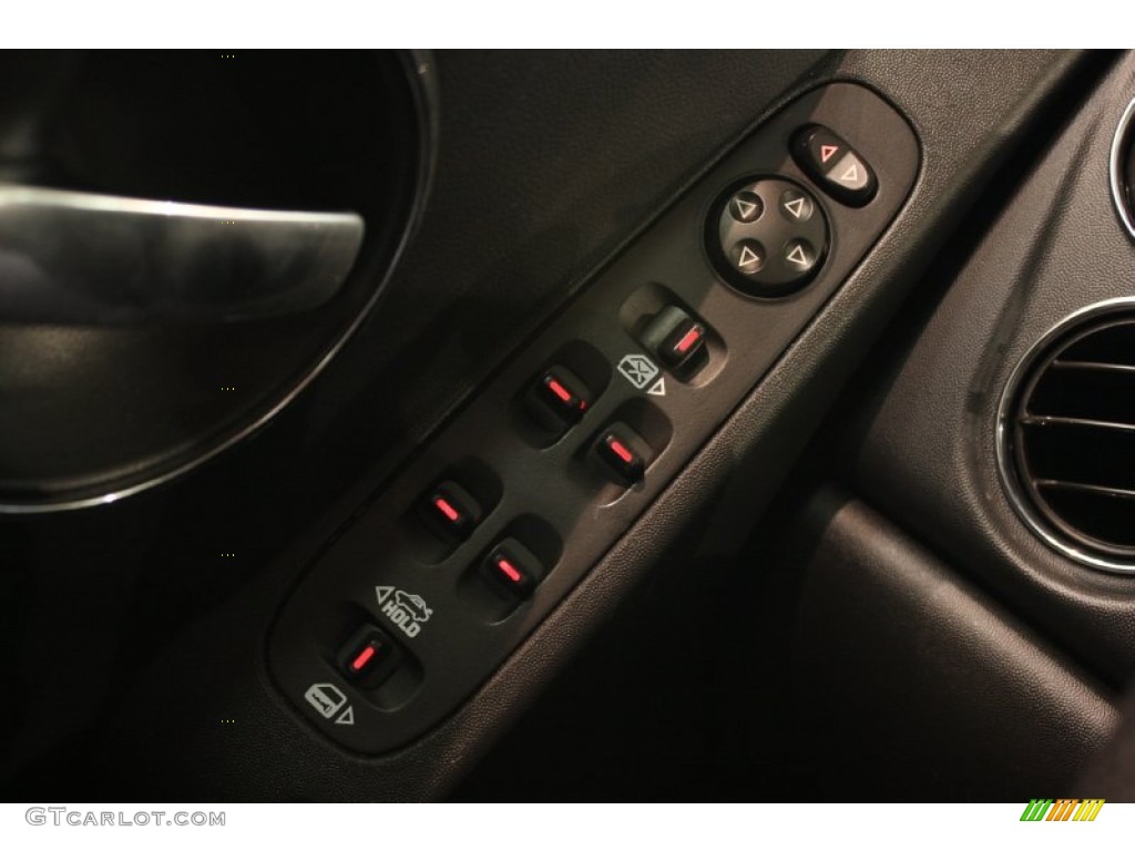 2007 Pontiac Grand Prix Sedan Controls Photo #82158088