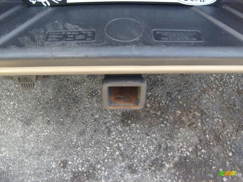 2006 F150 Lariat SuperCab 4x4 - Smokestone Metallic / Tan photo #31