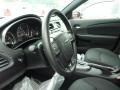 Black - 200 LX Sedan Photo No. 17