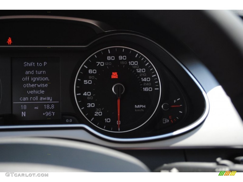 2013 A4 2.0T quattro Sedan - Brilliant Black / Black photo #24