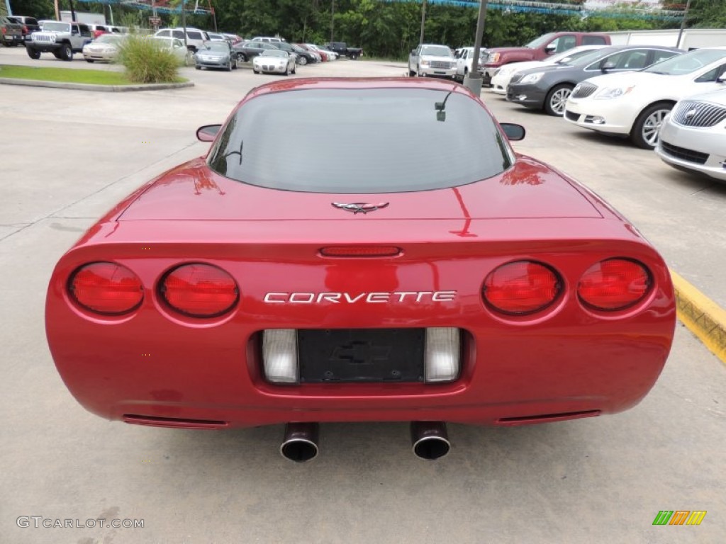 2000 Corvette Coupe - Magnetic Red Metallic / Light Oak photo #5