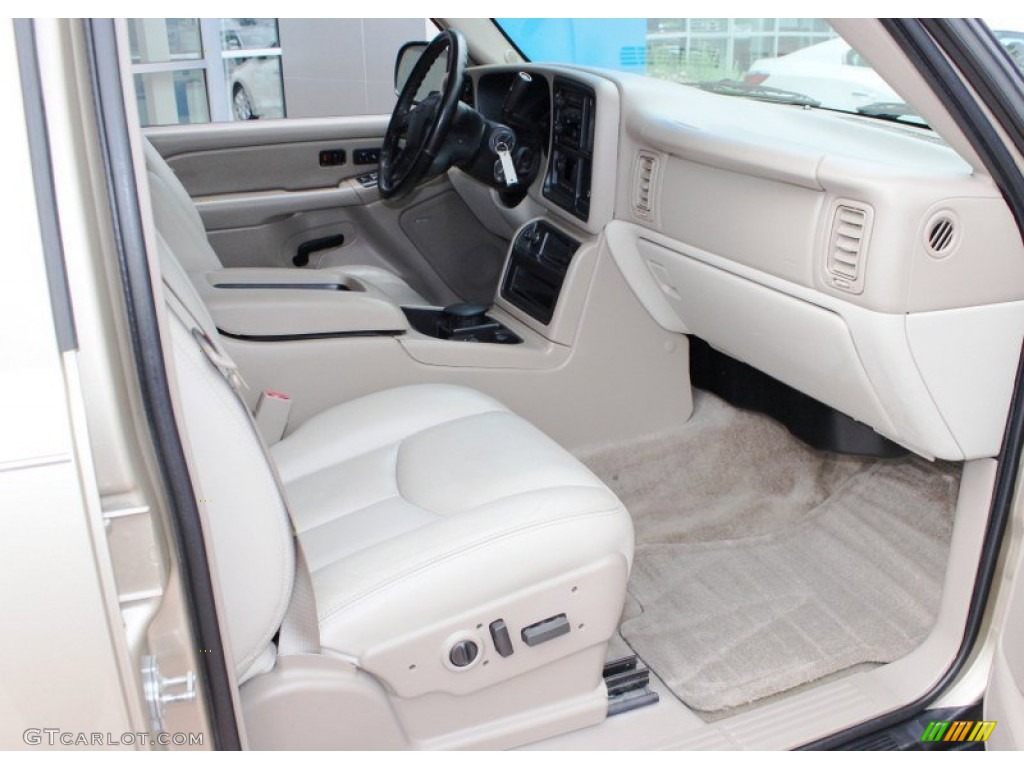 2006 Suburban LT 1500 4x4 - Sandstone Metallic / Tan/Neutral photo #7