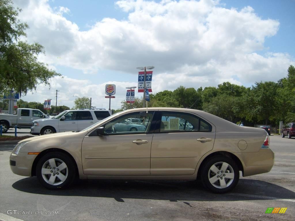 2008 Fusion S - Dune Pearl Metallic / Camel photo #6