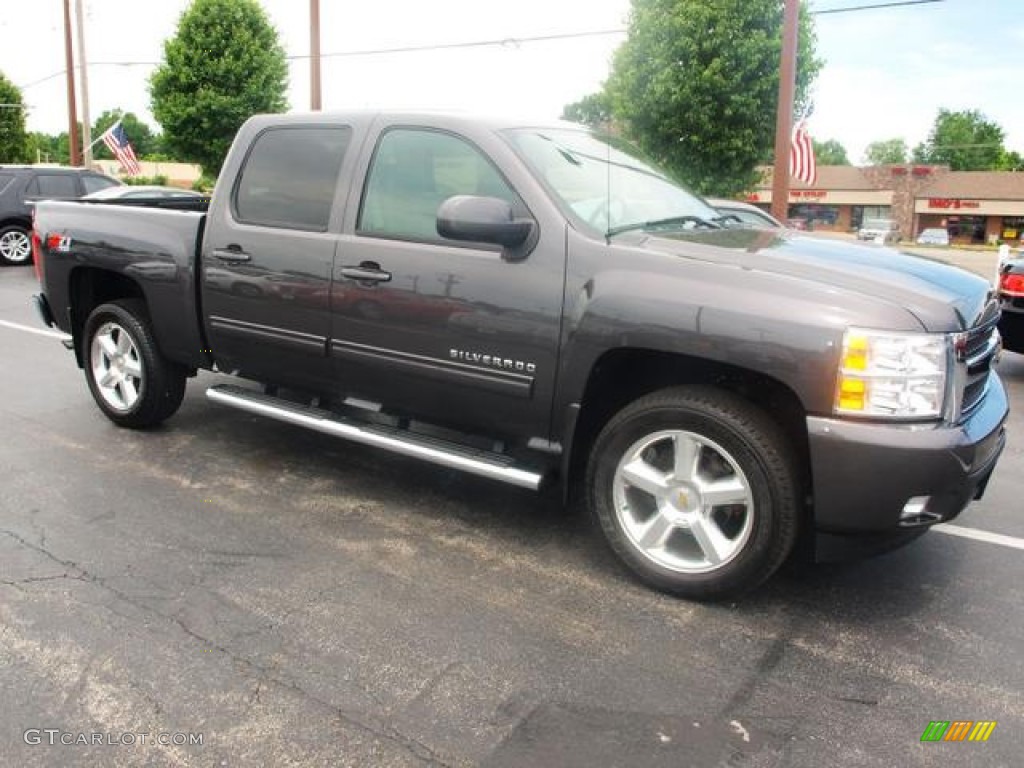 2011 Silverado 1500 LTZ Crew Cab 4x4 - Taupe Gray Metallic / Ebony photo #2