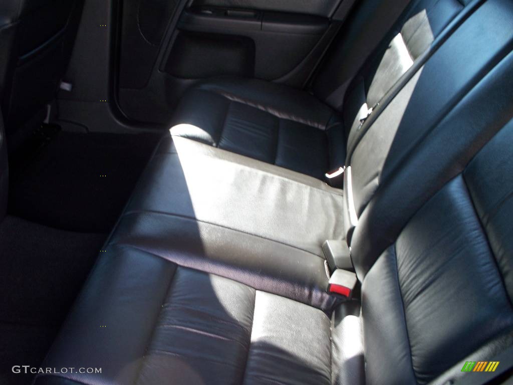 2005 Five Hundred Limited - Titanium Green Metallic / Pebble Beige photo #14