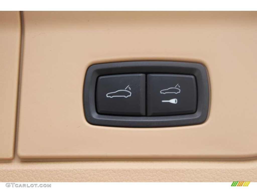 2013 Porsche Panamera 4 Platinum Edition Controls Photo #82165826