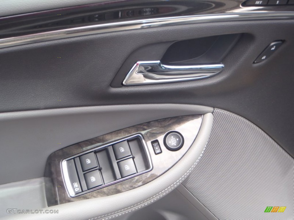 2014 Chevrolet Impala LTZ Controls Photo #82166261