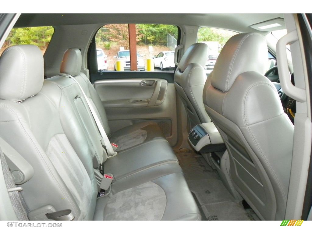 2009 Outlook XE AWD - Quicksilver / Gray photo #13