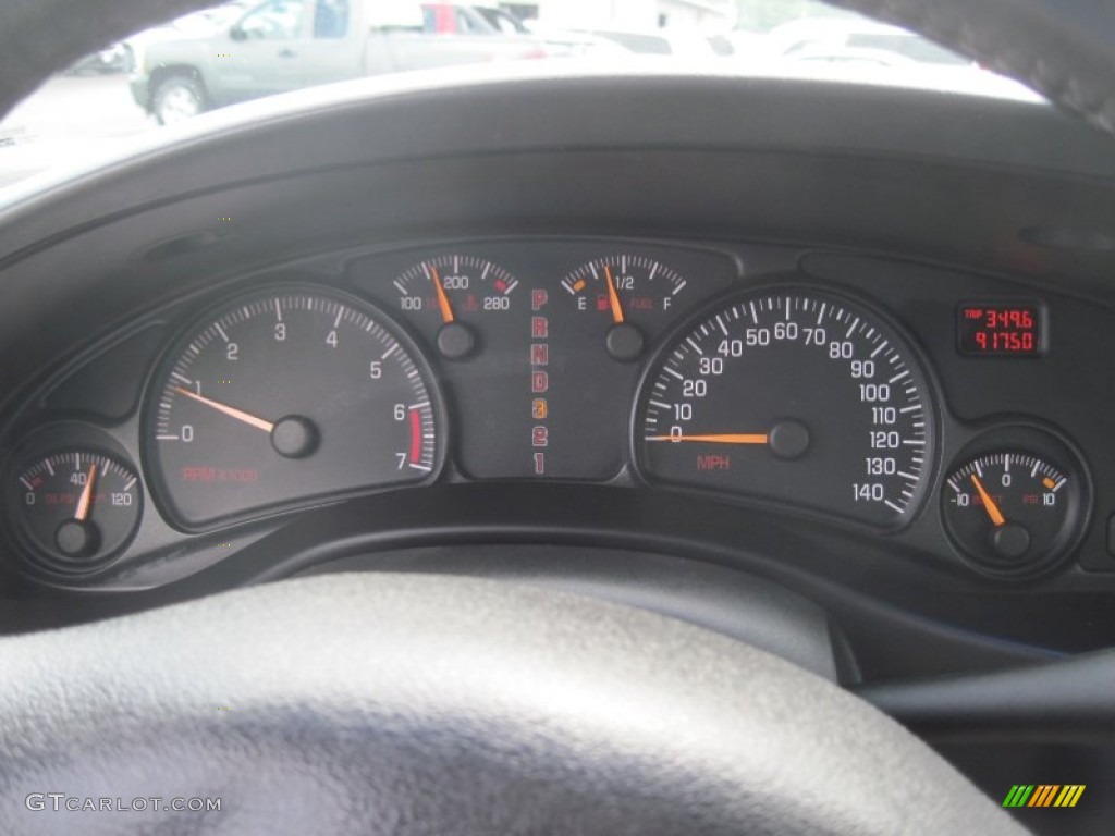 2003 Pontiac Bonneville SSEi Gauges Photos