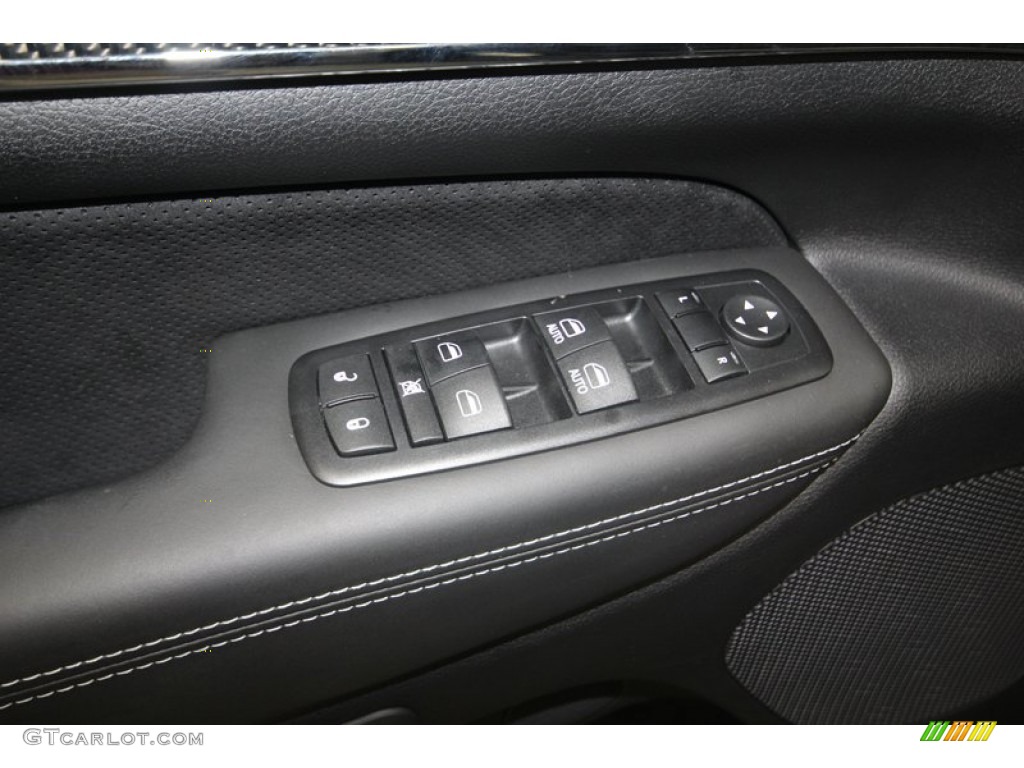 2013 Jeep Grand Cherokee SRT8 4x4 Controls Photo #82169072
