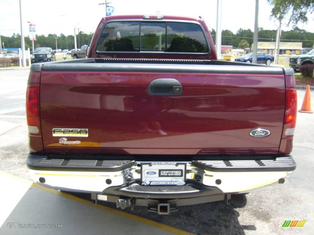 2007 F250 Super Duty Lariat Crew Cab 4x4 - Dark Toreador Red Metallic / Tan photo #4