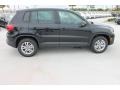 Deep Black Metallic - Tiguan S Photo No. 10