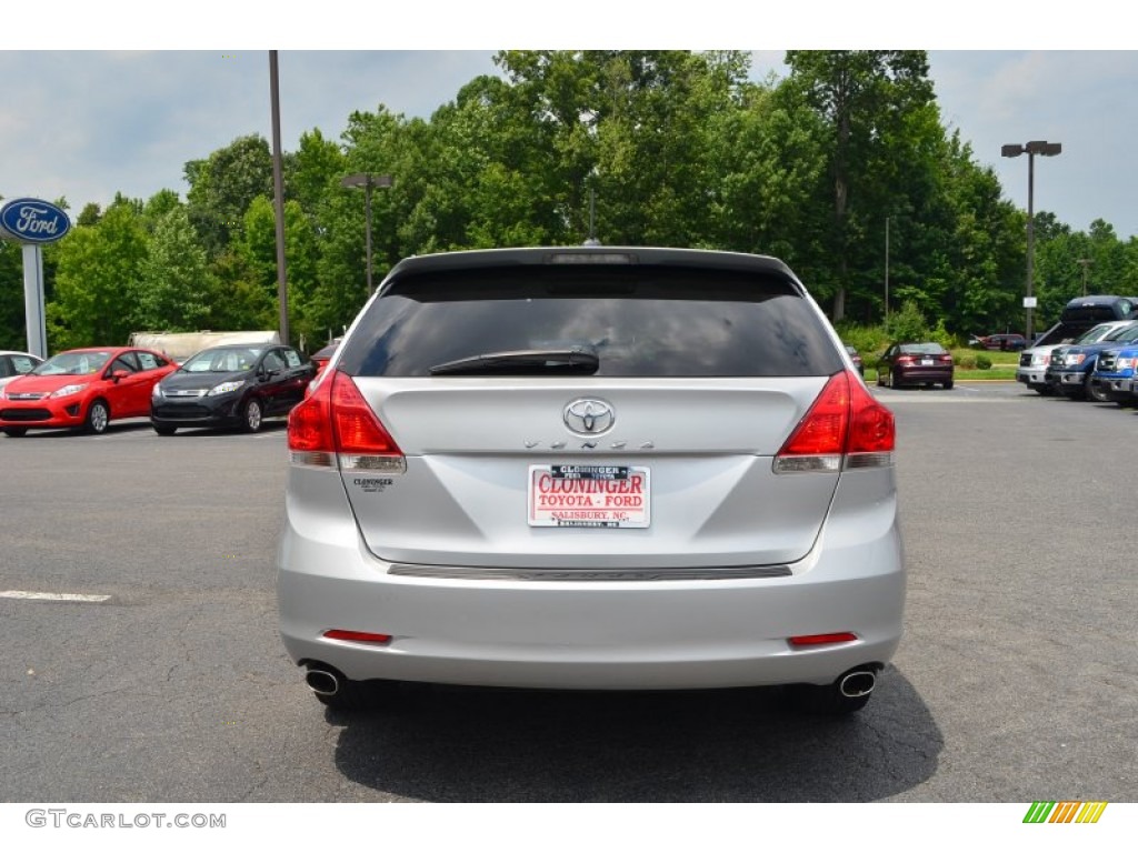 2009 Venza V6 - Classic Silver Metallic / Gray photo #4