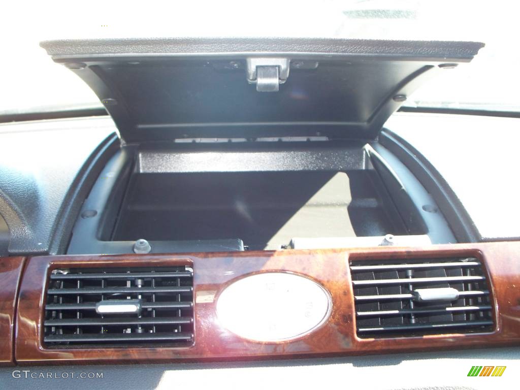 2005 Five Hundred Limited - Titanium Green Metallic / Pebble Beige photo #28