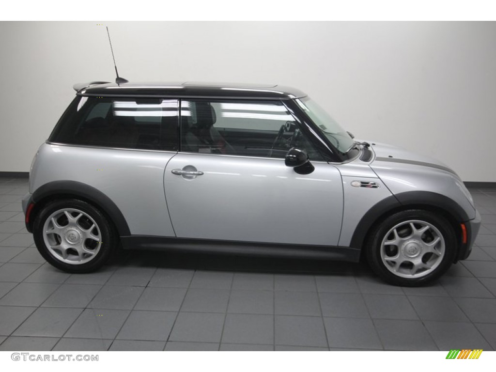 Pure Silver Metallic 2006 Mini Cooper S Hardtop Exterior Photo #82176425