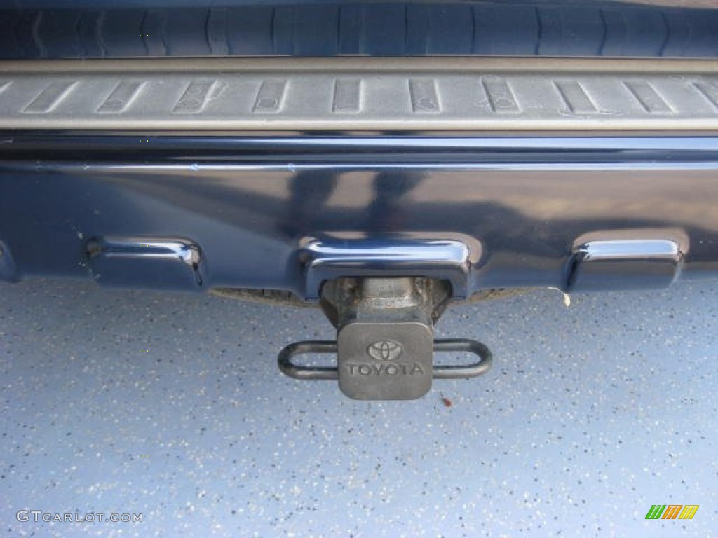 2005 4Runner SR5 4x4 - Pacific Blue Metallic / Stone photo #6