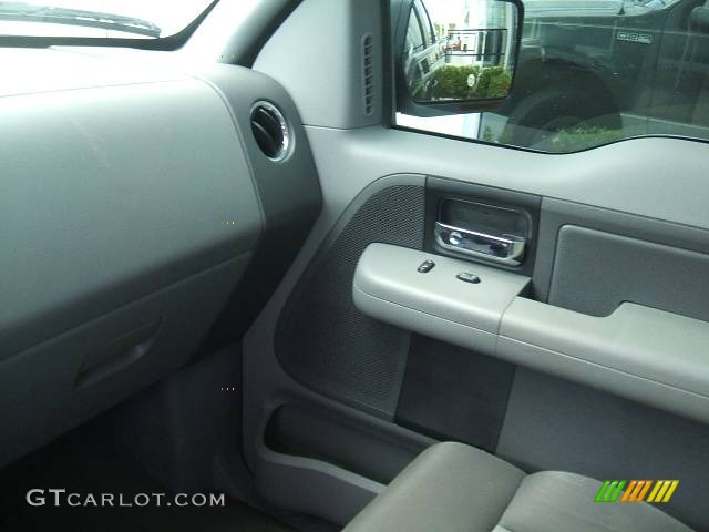 2005 F150 XLT SuperCab 4x4 - Dark Shadow Grey Metallic / Medium Flint/Dark Flint Grey photo #16