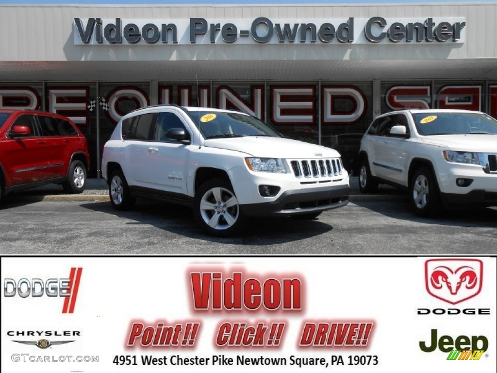 Bright White Jeep Compass