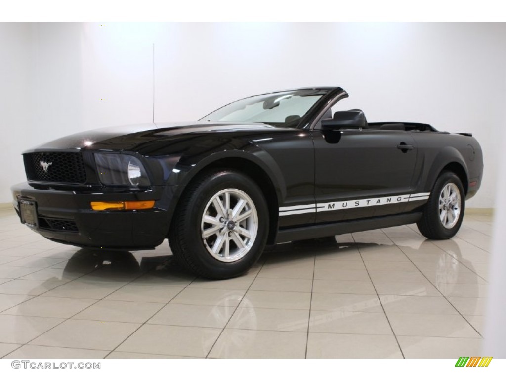 2007 Mustang V6 Deluxe Convertible - Black / Dark Charcoal photo #20