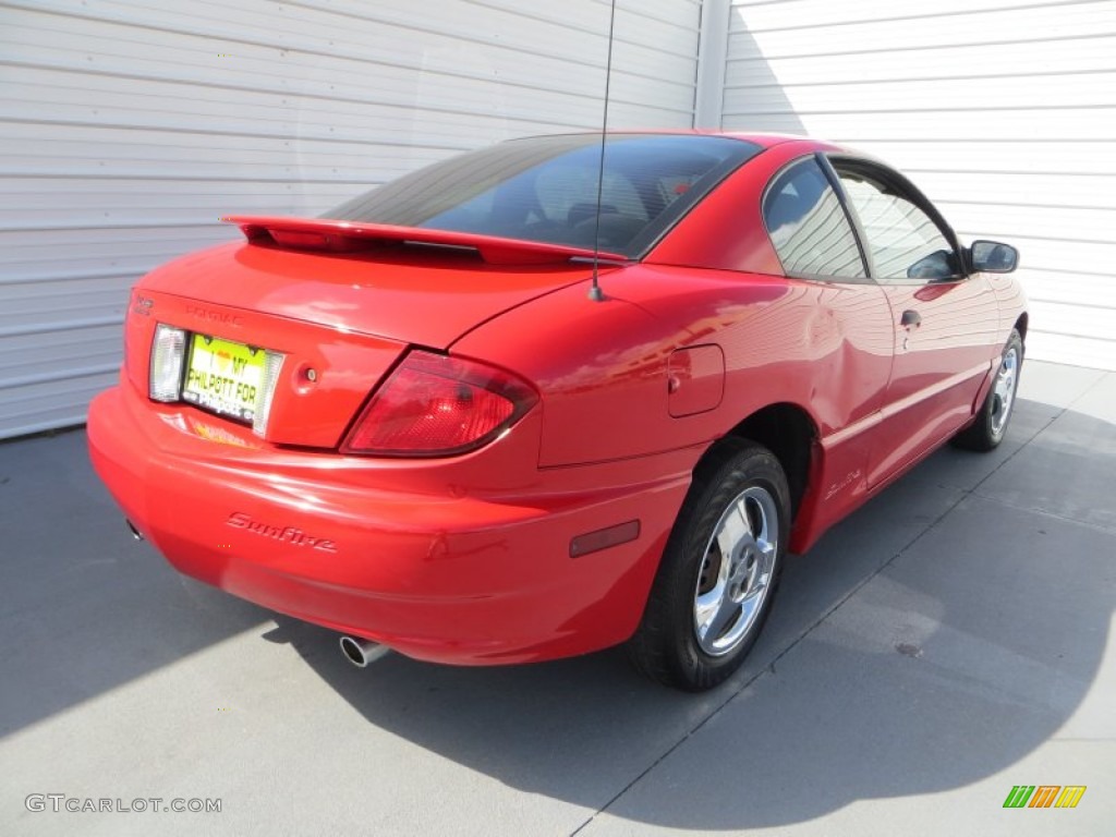 2003 Sunfire  - Victory Red / Graphite photo #4