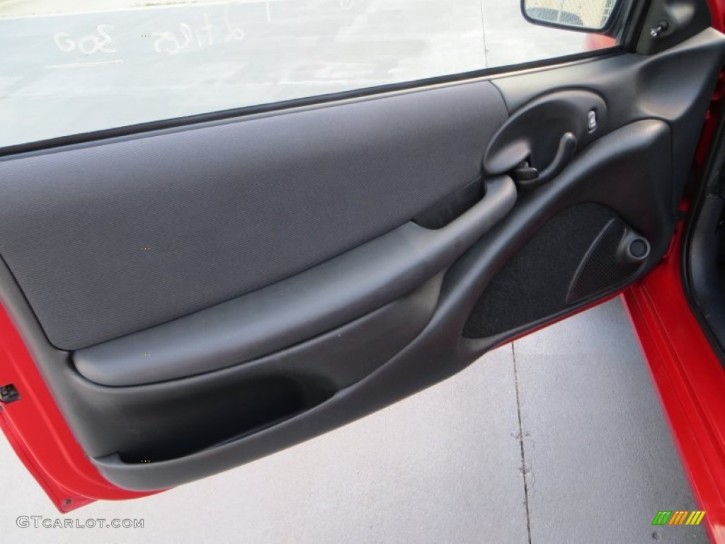 2003 Sunfire  - Victory Red / Graphite photo #22