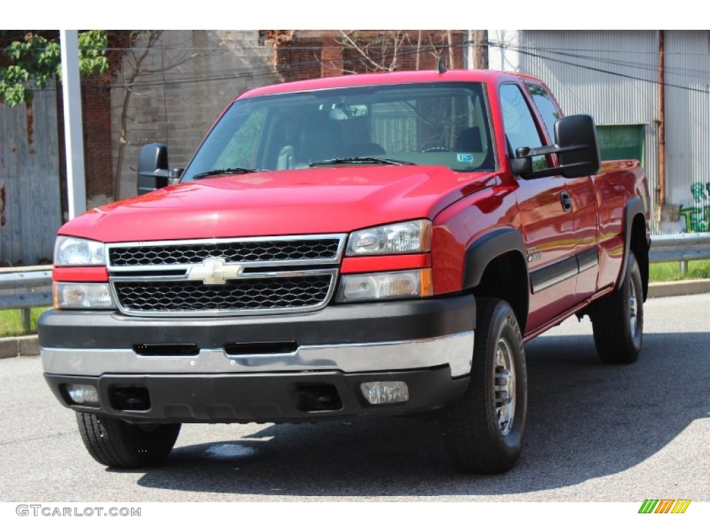 2007 Silverado 2500HD Classic LT Extended Cab 4x4 - Victory Red / Dark Charcoal photo #9