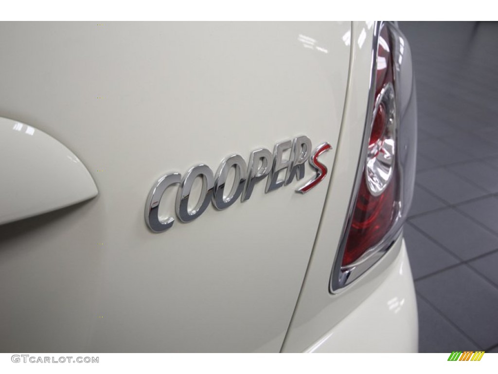 2013 Cooper S Coupe - Pepper White / Carbon Black photo #24