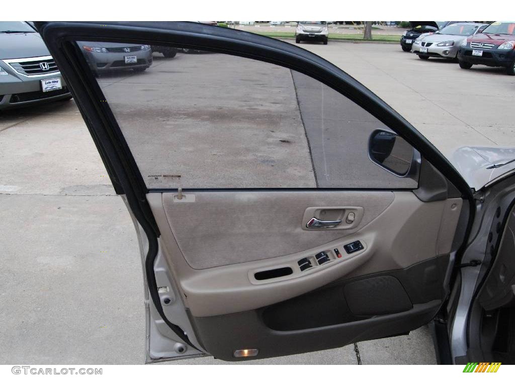 1998 Accord LX Sedan - Regent Silver Pearl / Ivory photo #12