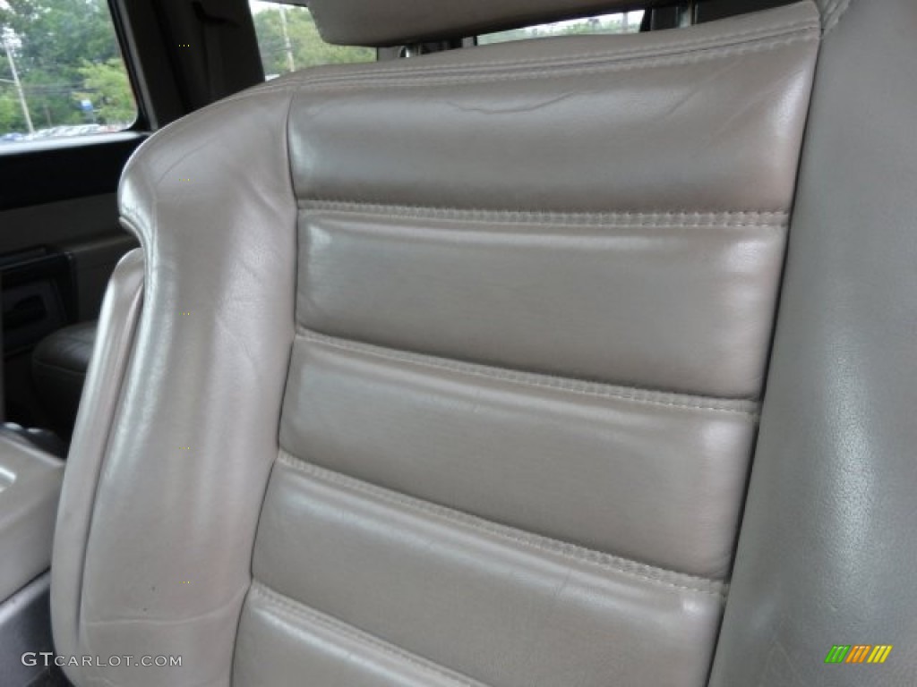 2004 H2 SUV - Victory Red / Ebony photo #2
