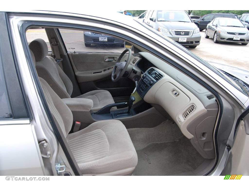 1998 Accord LX Sedan - Regent Silver Pearl / Ivory photo #20