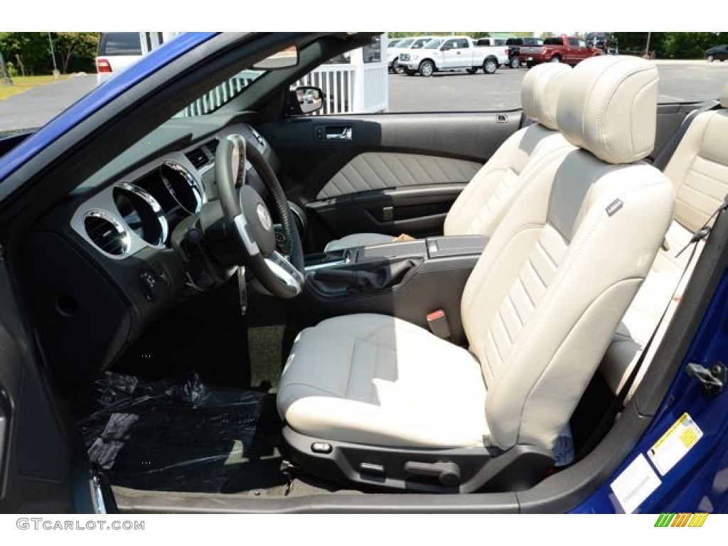 2014 Ford Mustang V6 Premium Convertible Front Seat Photo #82195520
