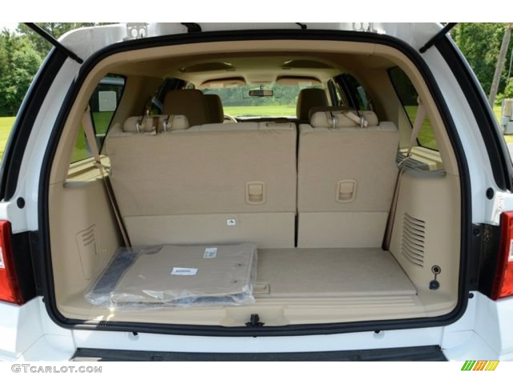 2013 Expedition XLT - Oxford White / Camel photo #14