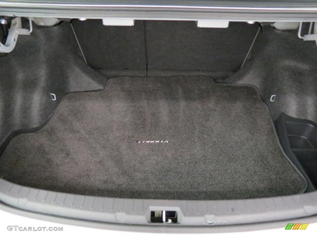 2010 Toyota Corolla LE Trunk Photo #82202031