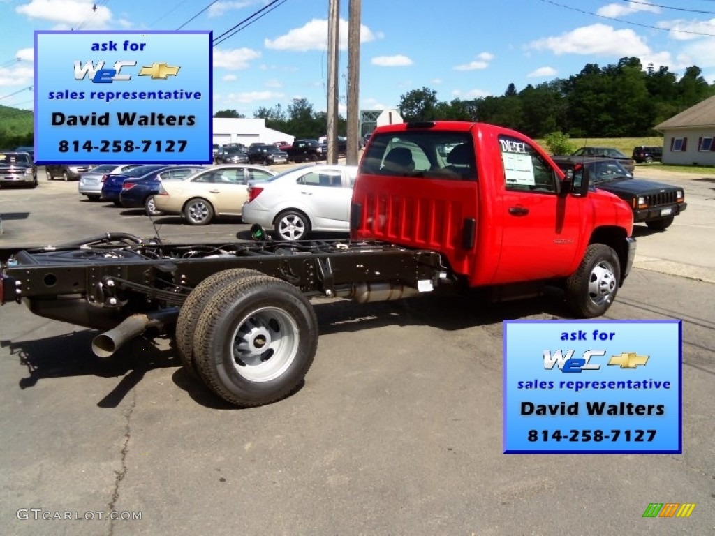 2013 Silverado 3500HD WT Regular Cab 4x4 Chassis - Victory Red / Dark Titanium photo #1