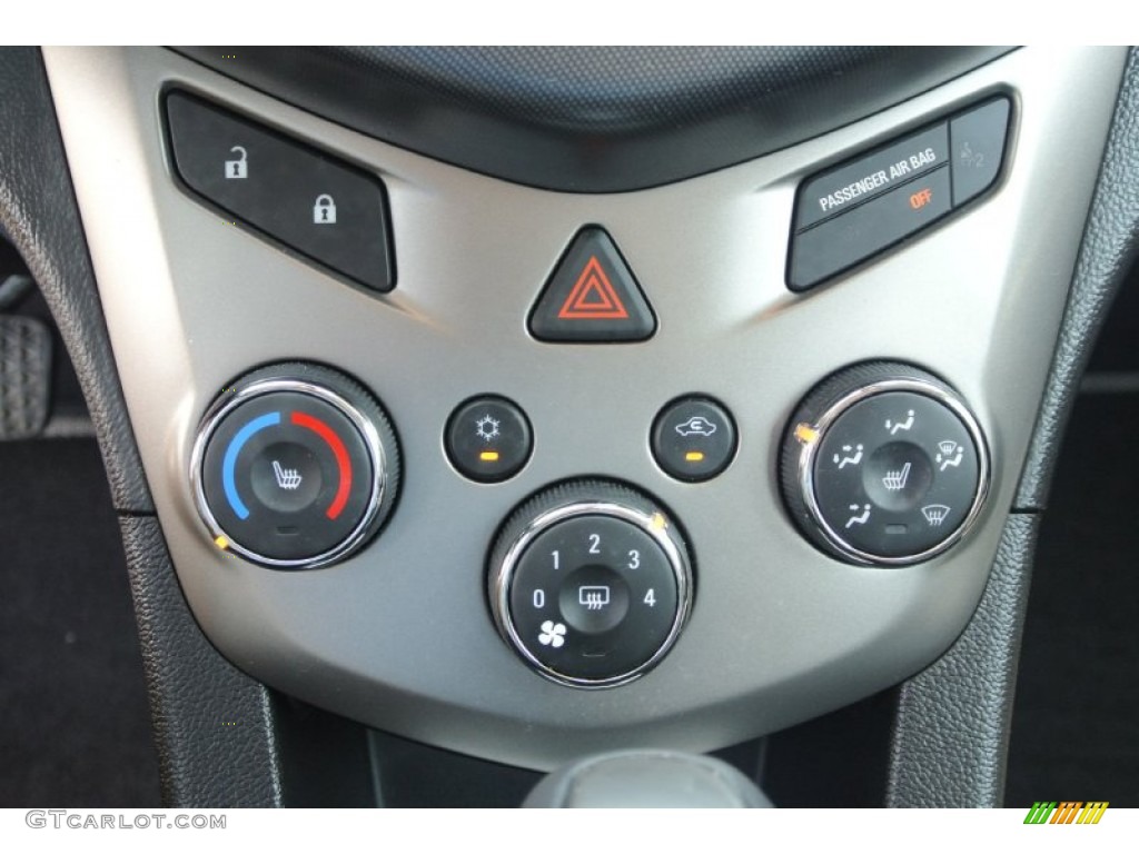 2012 Chevrolet Sonic LTZ Hatch Controls Photo #82202958
