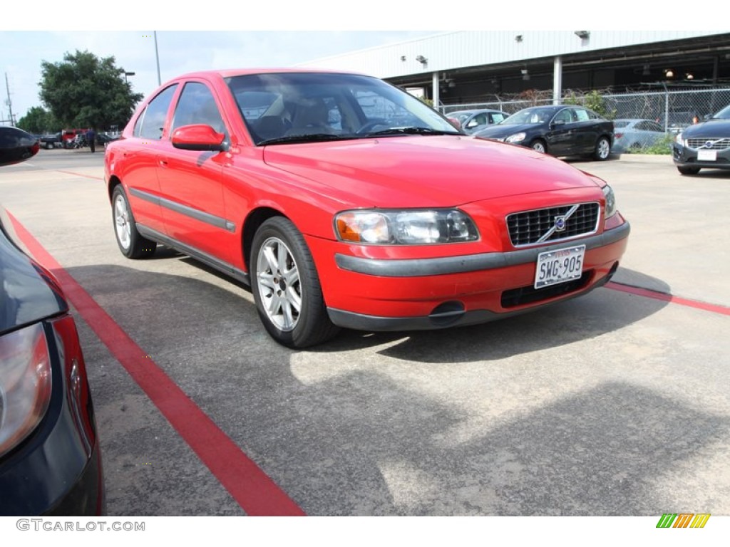 Red Volvo S60
