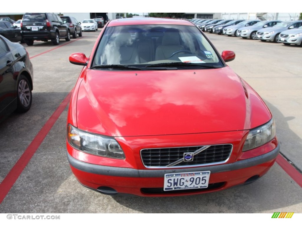 2002 S60 2.4T - Red / Taupe/Light Taupe photo #2