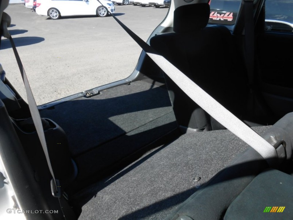 2003 Aerio SX Sport Wagon - Silky Silver Metallic / Black photo #7