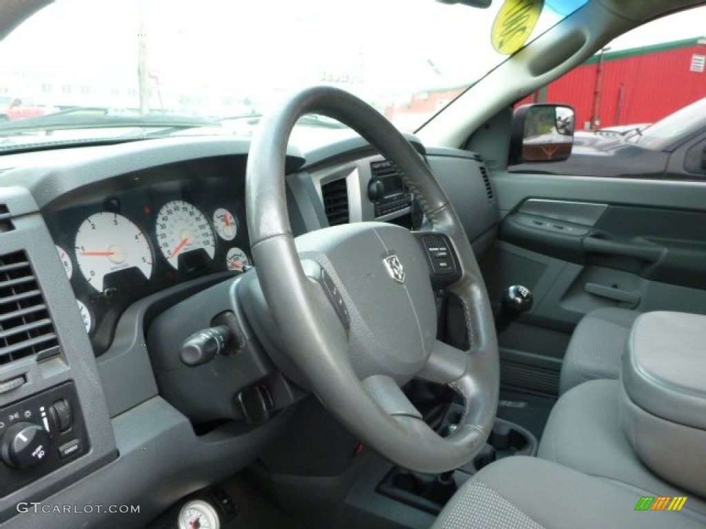2007 Dodge Ram 2500 ST Quad Cab 4x4 Medium Slate Gray Steering Wheel Photo #82208500