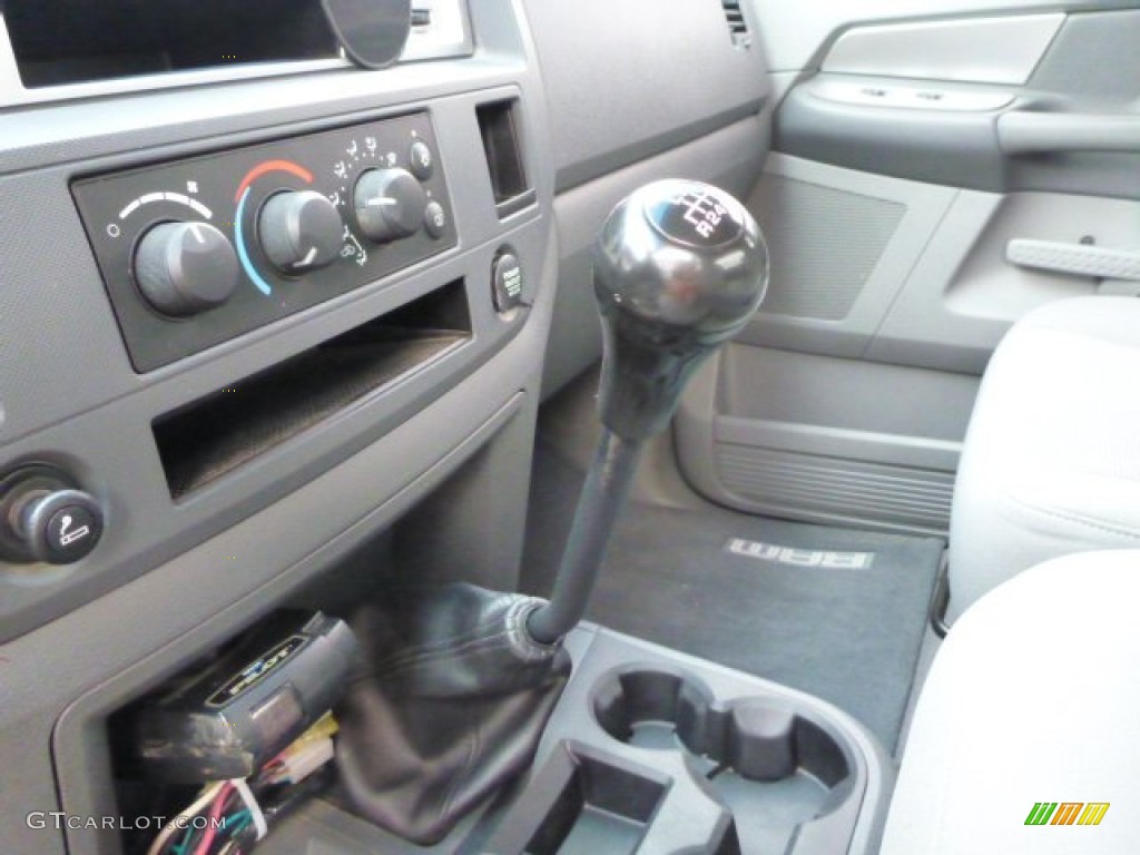 2007 Dodge Ram 2500 ST Quad Cab 4x4 6 Speed Manual Transmission Photo #82208519
