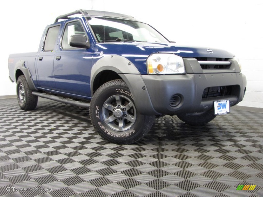2002 Frontier XE Crew Cab 4x4 - Electric Blue Metallic / Charcoal photo #1