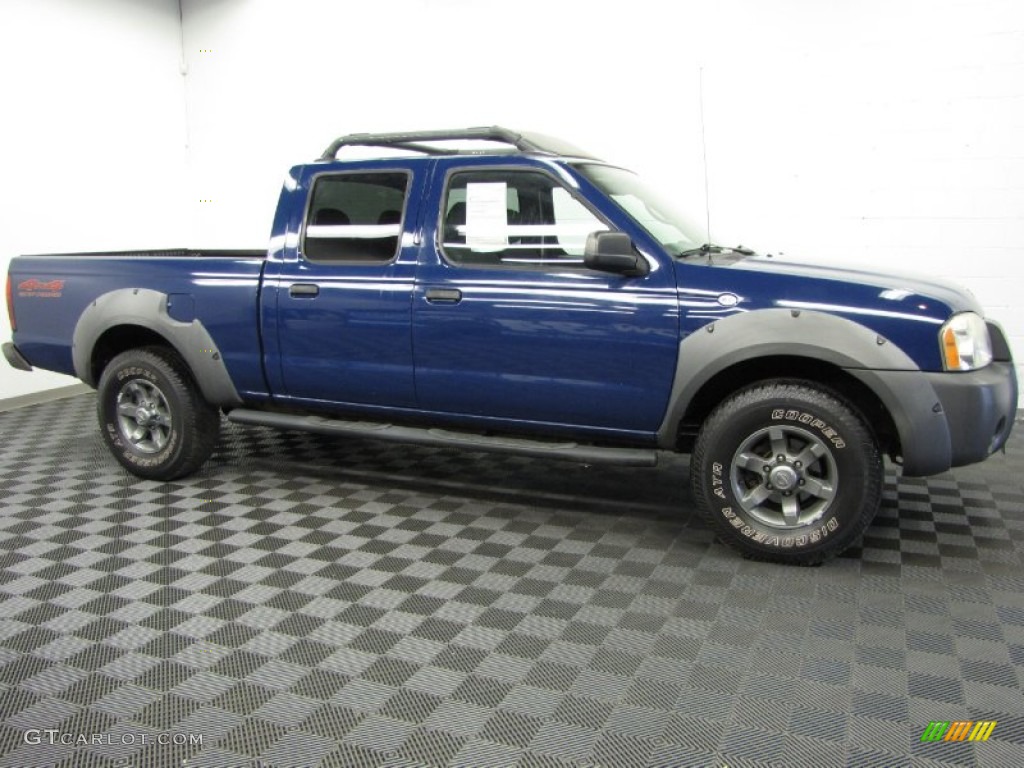 2002 Frontier XE Crew Cab 4x4 - Electric Blue Metallic / Charcoal photo #3