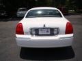 2004 Light French Silk Lincoln Town Car Signature  photo #4