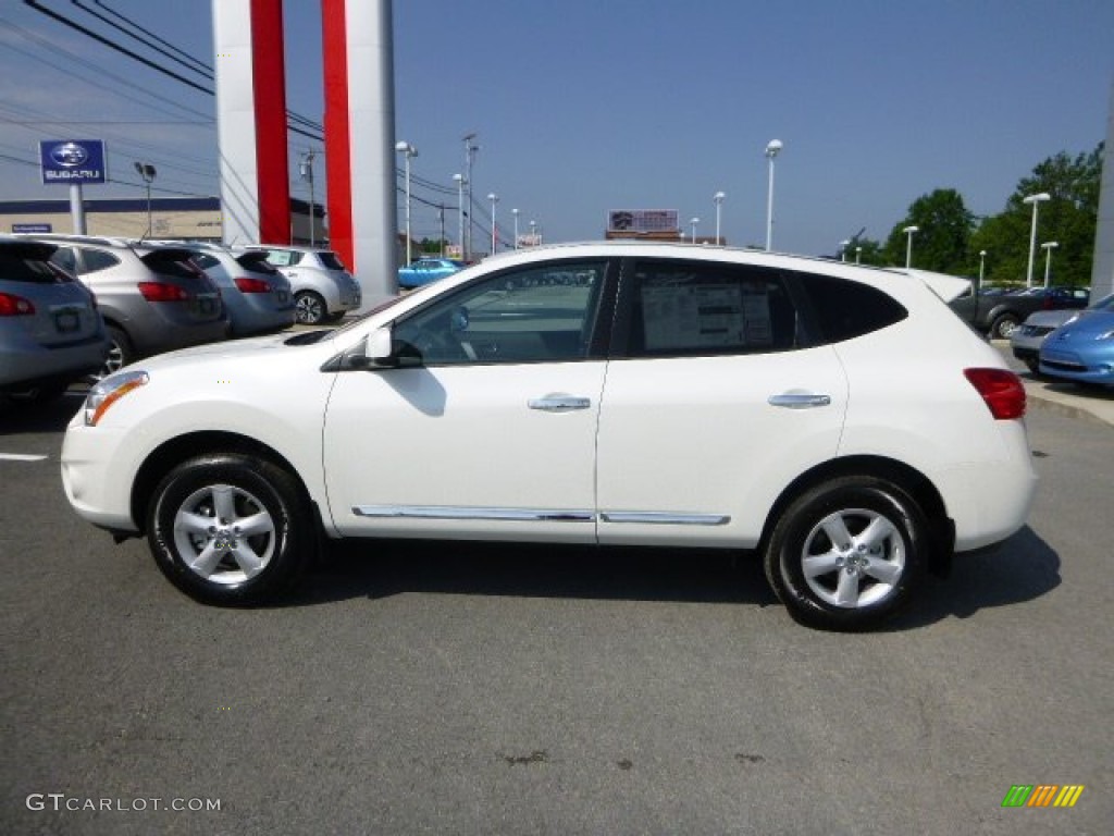2013 Rogue S Special Edition AWD - Pearl White / Black photo #6