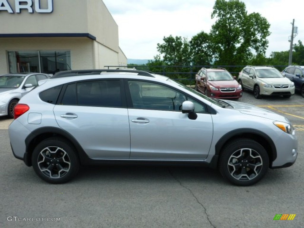 2013 XV Crosstrek 2.0 Premium - Ice Silver Metallic / Black photo #2