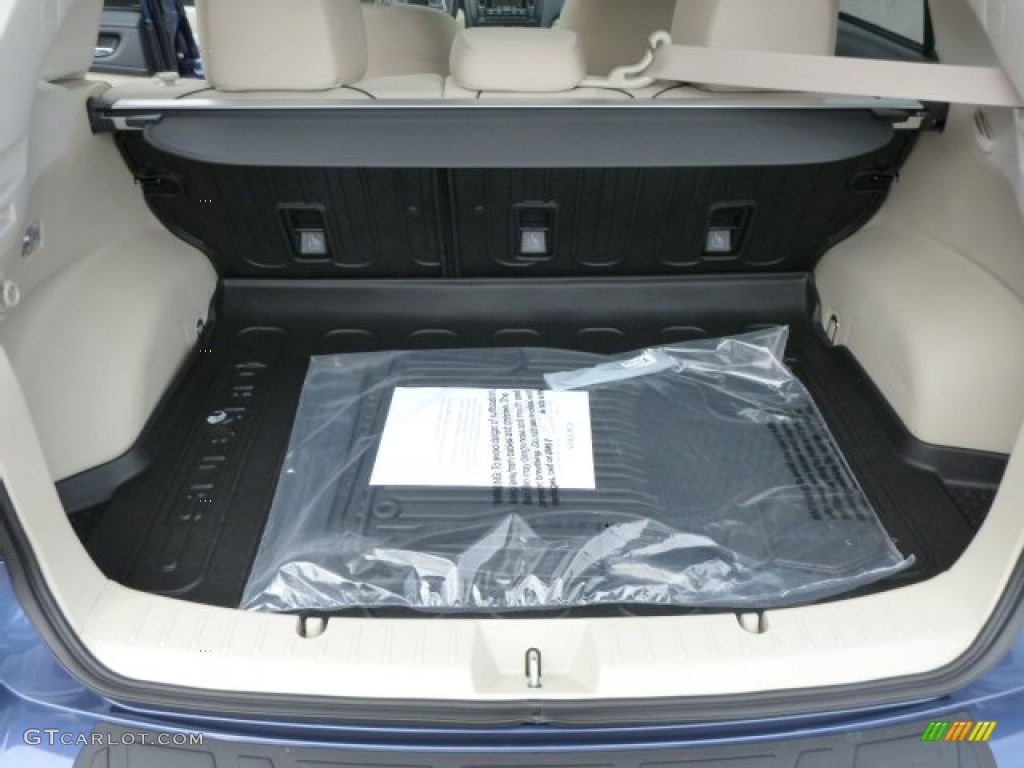 2013 XV Crosstrek 2.0 Premium - Marine Blue Pearl / Ivory photo #12