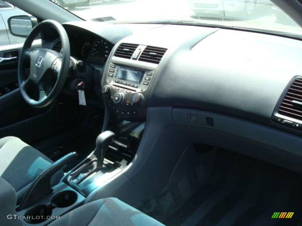2007 Accord SE Sedan - Cool Blue Metallic / Gray photo #9